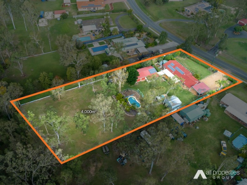 60-62 Merluna Rd, Park Ridge South QLD 4125