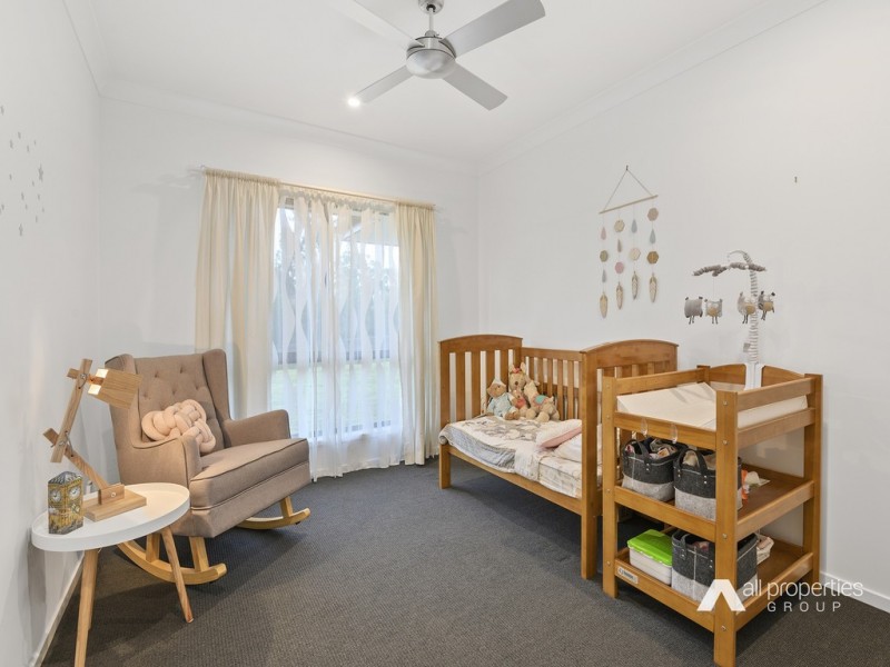 393 Bellbird Dr, Greenbank QLD 4124