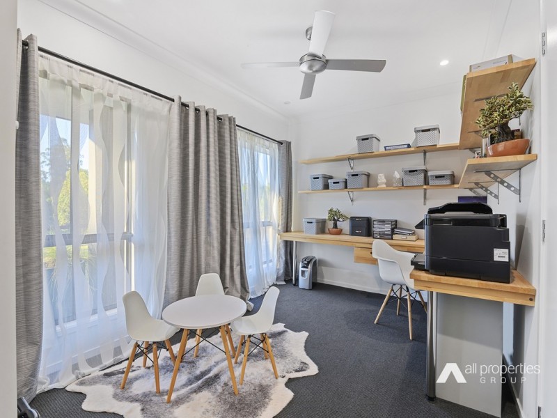 393 Bellbird Dr, Greenbank QLD 4124