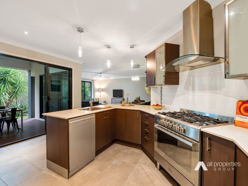 12-14 Goldfinch Court, Greenbank QLD 4124