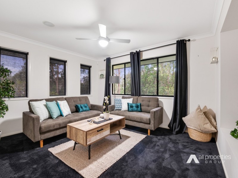 12-14 Goldfinch Court, Greenbank QLD 4124