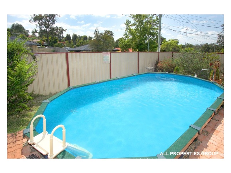 37 Parkroyal Crescent, Regents Park QLD 4118