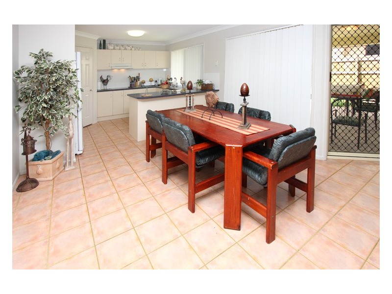 6 Gippsland Circuit, Forest Lake QLD 4078