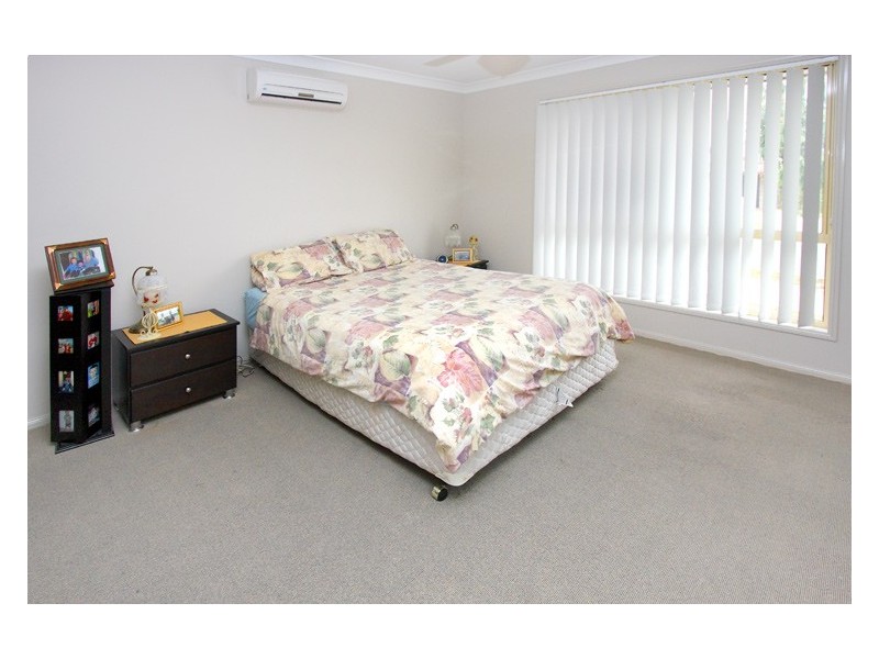 6 Gippsland Circuit, Forest Lake QLD 4078