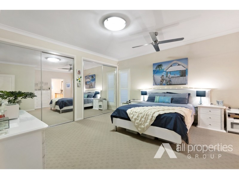 10 THAMES DRIVE, Regents Park QLD 4118