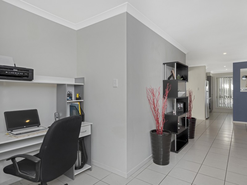 21 Coldstream Way, Holmview QLD 4207