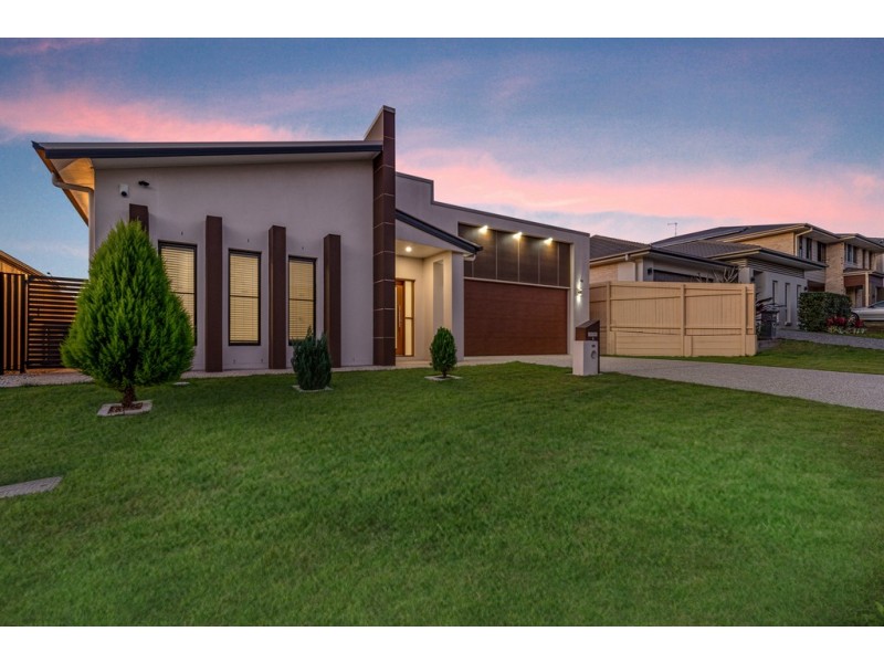 8 Jacaranda Cr, Drewvale QLD 4116