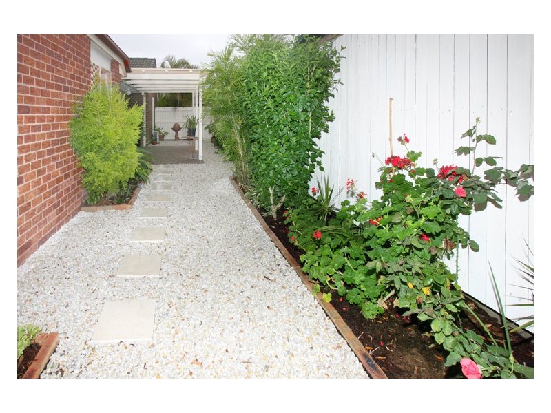 56 Lakeside Crescent, Forest Lake QLD 4078