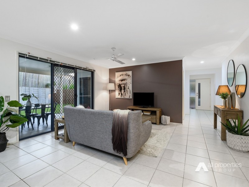 1 Freshwater Dr, Berrinba QLD 4117