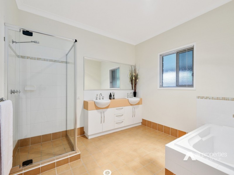 17-19 Grapple Close, New Beith QLD 4124
