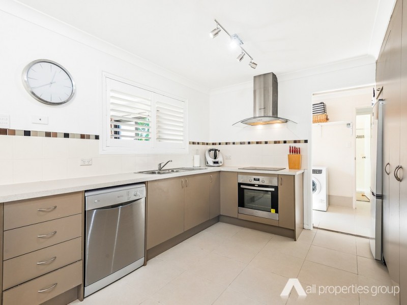 11 Cavillon St, Crestmead QLD 4132