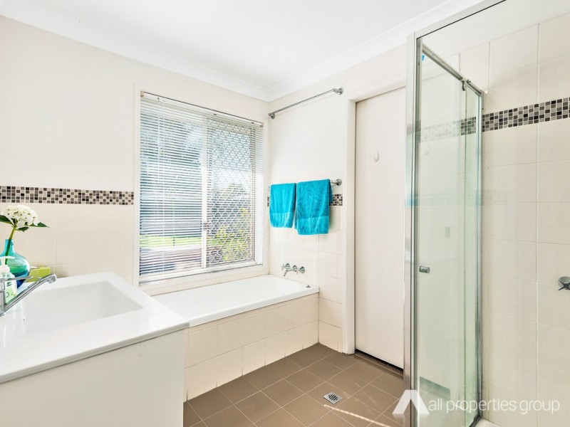 11 Cavillon St, Crestmead QLD 4132