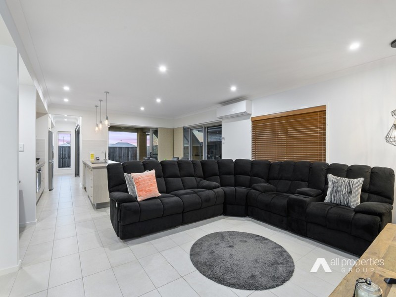 133 East Beaumont Rd, Park Ridge QLD 4125