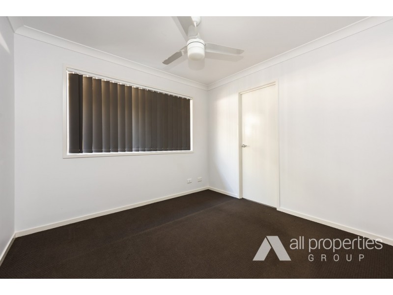 8 Tanzanite Ave, Logan Reserve QLD 4133