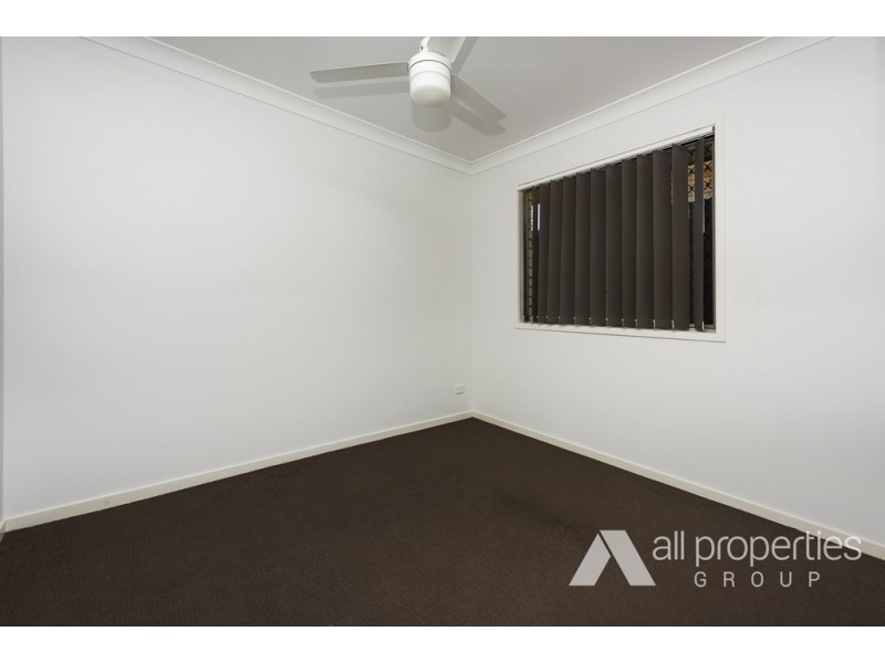 8 Tanzanite Ave, Logan Reserve QLD 4133