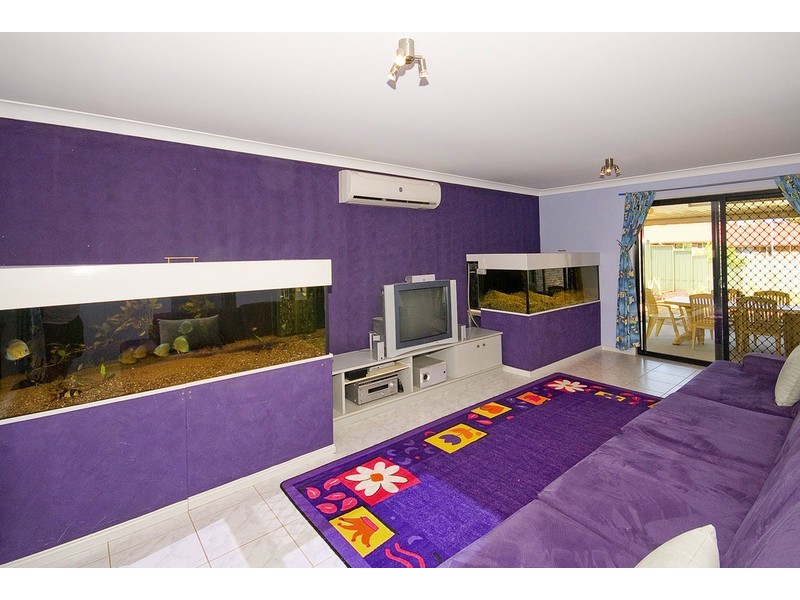 55 Conifer Street, Hillcrest QLD 4118