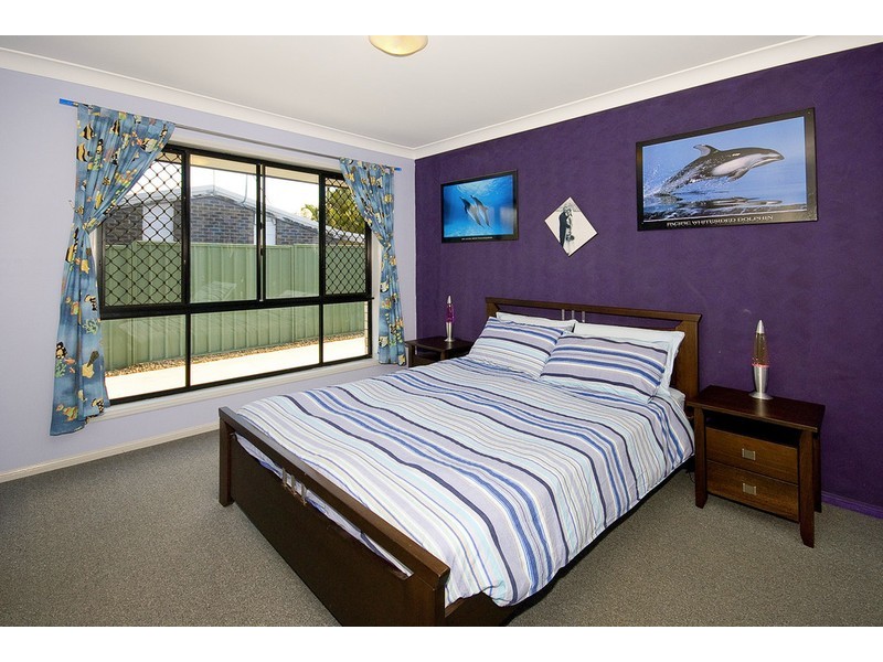 55 Conifer Street, Hillcrest QLD 4118