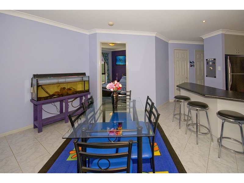 55 Conifer Street, Hillcrest QLD 4118