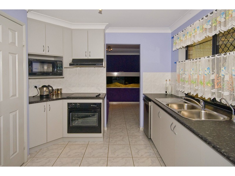 55 Conifer Street, Hillcrest QLD 4118