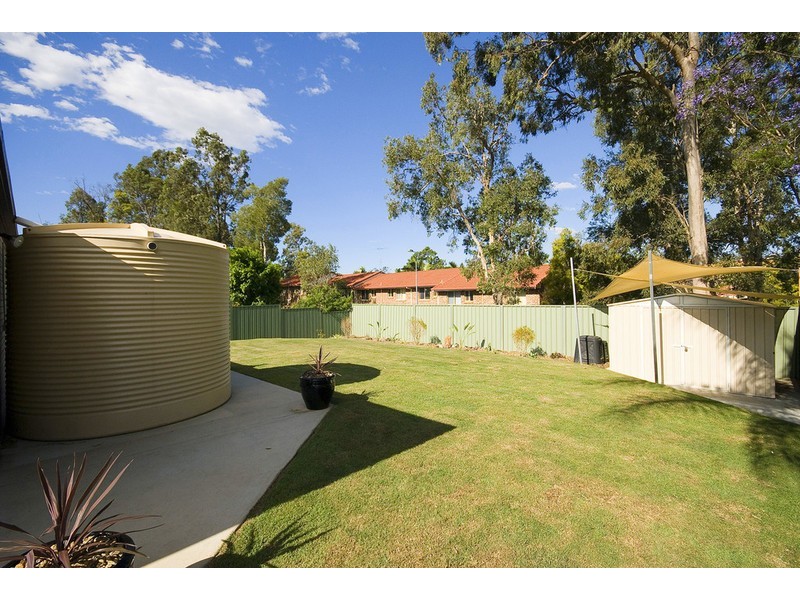 55 Conifer Street, Hillcrest QLD 4118