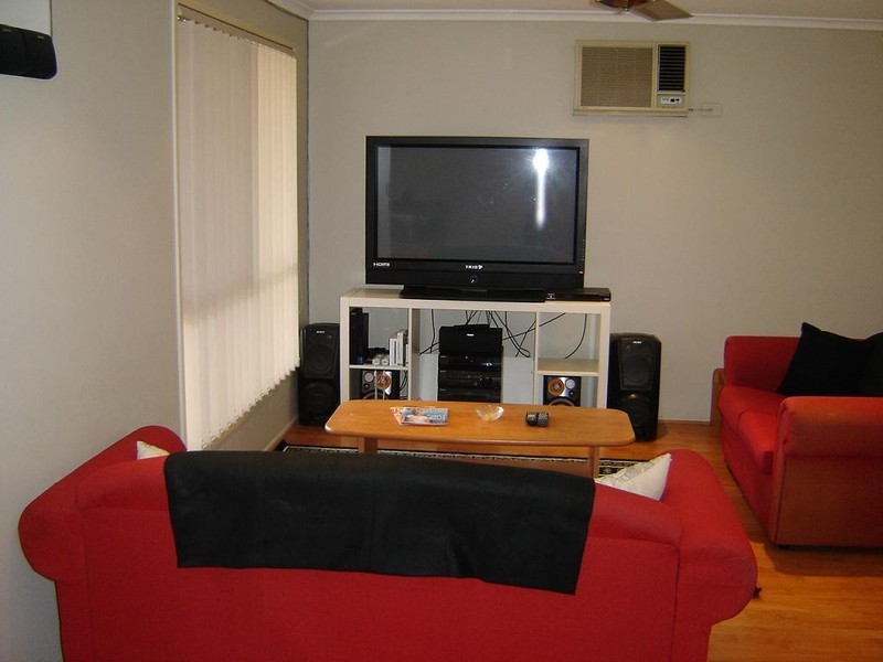 8 Diamantina Street, Hillcrest QLD 4118