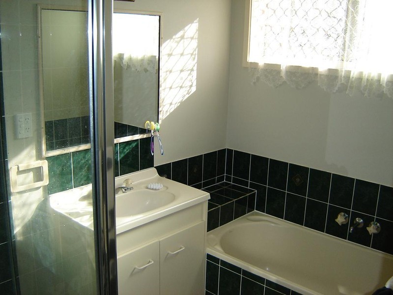 8 Diamantina Street, Hillcrest QLD 4118