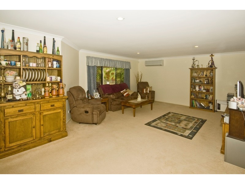 70 Dampier Cres, Drewvale QLD 4116