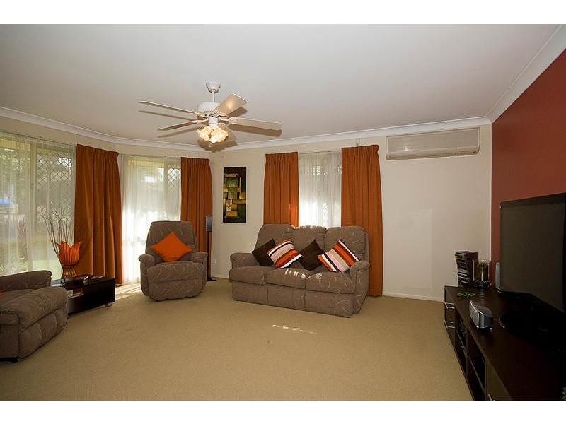 25 Teasel Crescent, Forest Lake QLD 4078