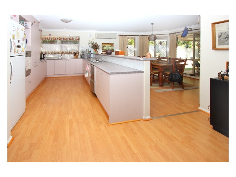 25 Teasel Crescent, Forest Lake QLD 4078