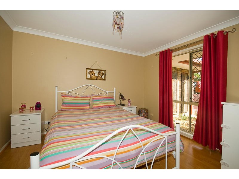 25 Teasel Crescent, Forest Lake QLD 4078