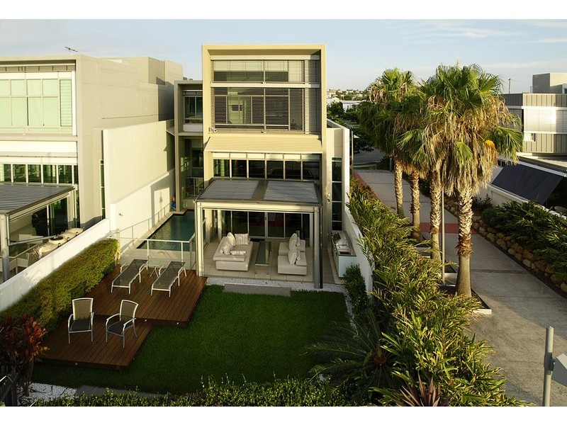 43 Waterline Cres, Bulimba QLD 4171