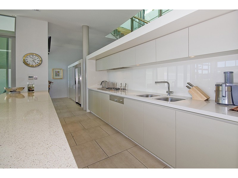 43 Waterline Cres, Bulimba QLD 4171