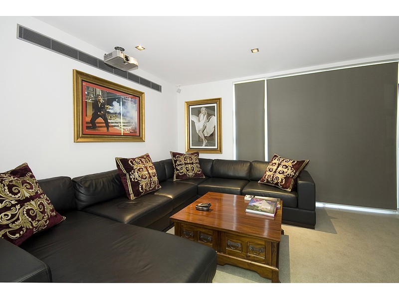 43 Waterline Cres, Bulimba QLD 4171