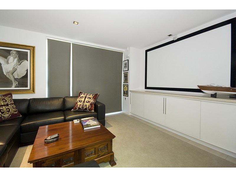 43 Waterline Cres, Bulimba QLD 4171