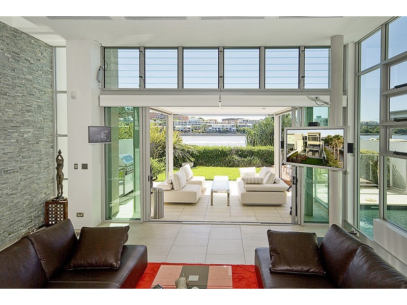 43 Waterline Cres, Bulimba QLD 4171