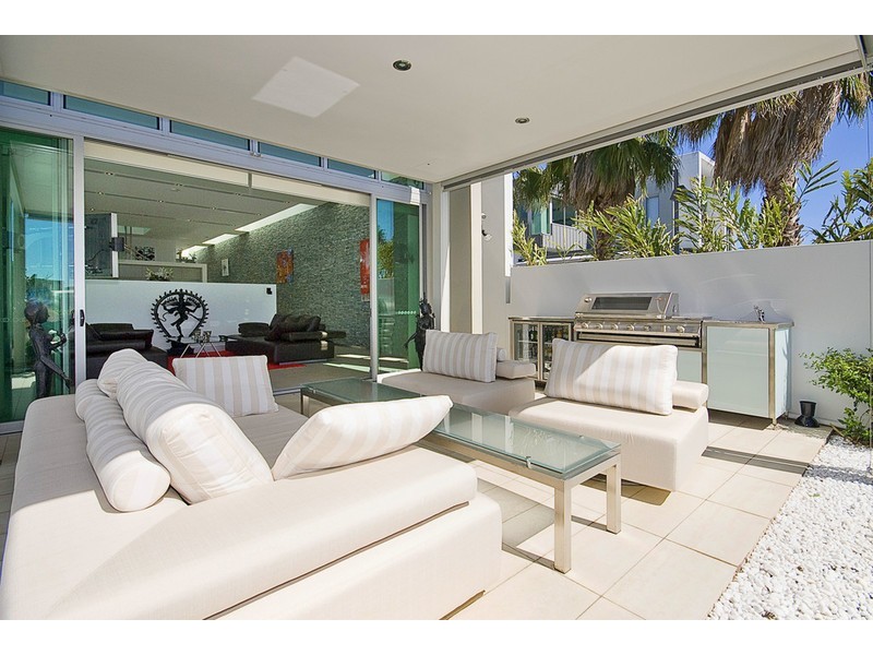 43 Waterline Cres, Bulimba QLD 4171