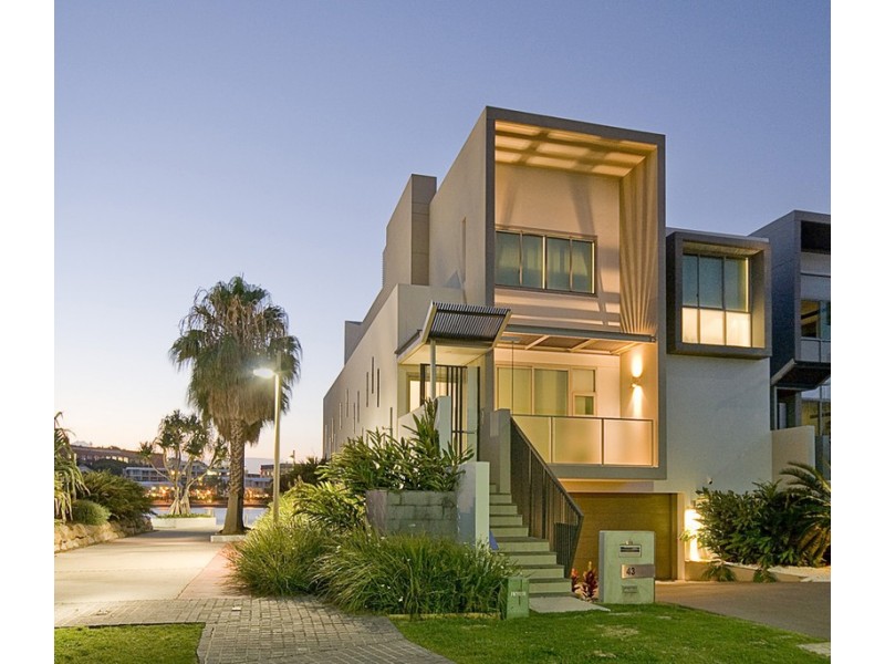 43 Waterline Cres, Bulimba QLD 4171
