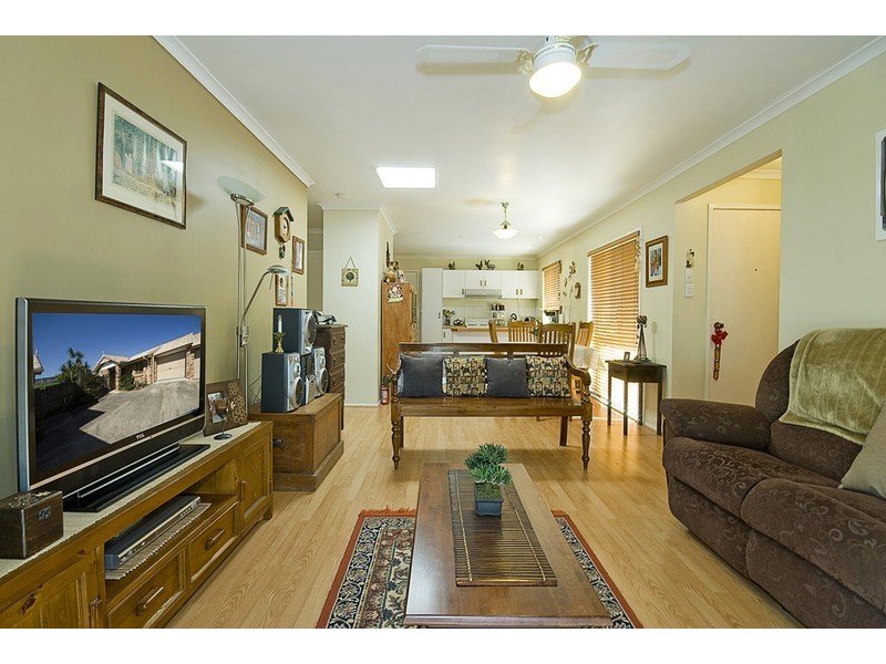 3 / 21 Henty Dr, Redbank Plains QLD 4301