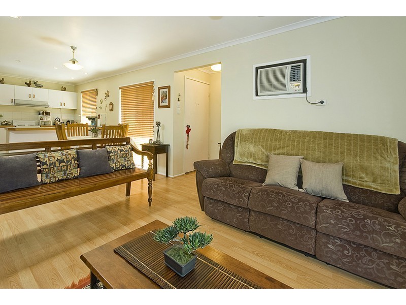 3 / 21 Henty Dr, Redbank Plains QLD 4301