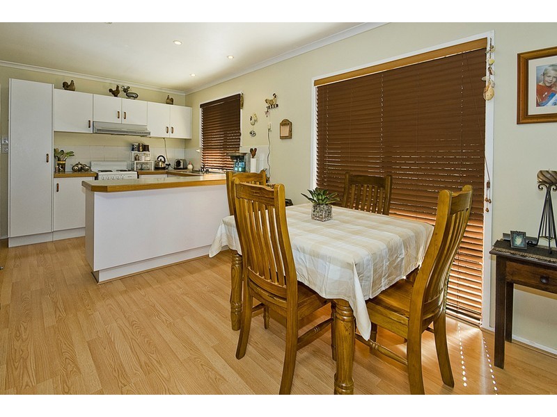 3 / 21 Henty Dr, Redbank Plains QLD 4301