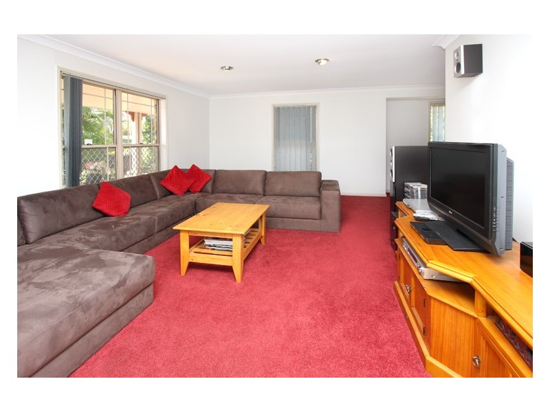 5 Wombat Place, Doolandella QLD 4077