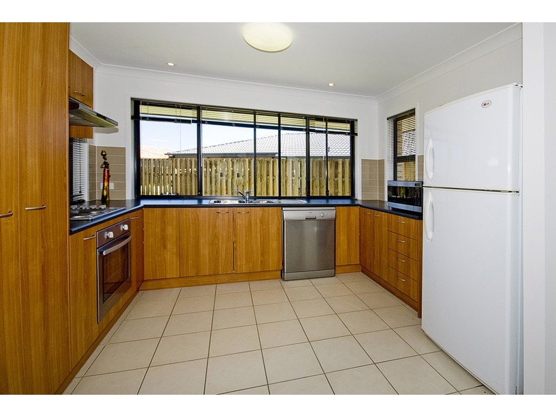 39  Freshwater Dr, Berrinba QLD 4117