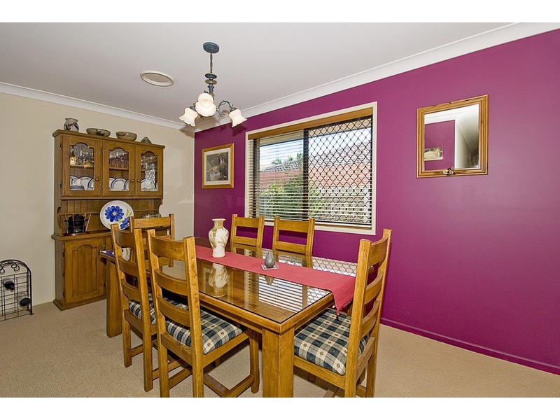 17 Lotusbird Pl, Calamvale QLD 4116