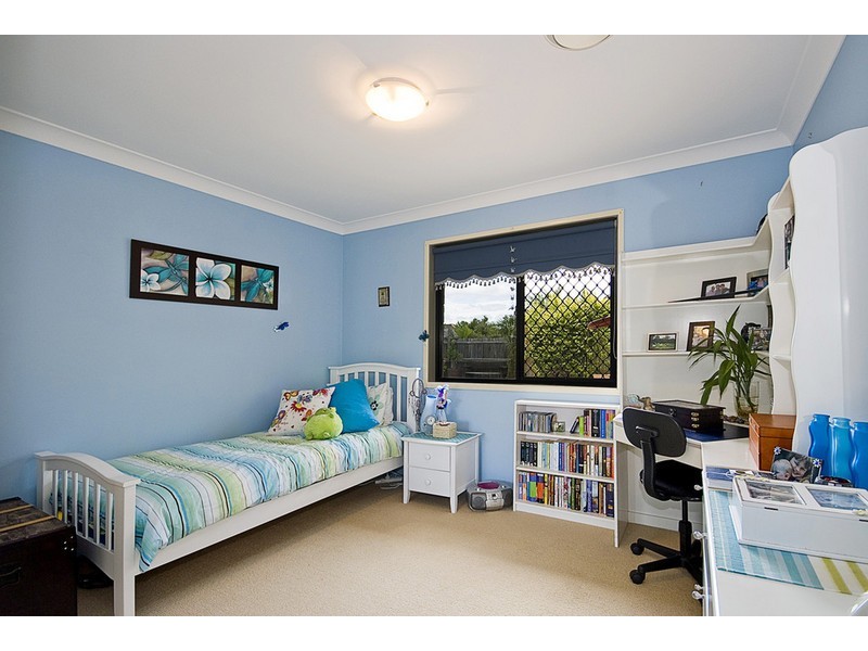 17 Lotusbird Pl, Calamvale QLD 4116