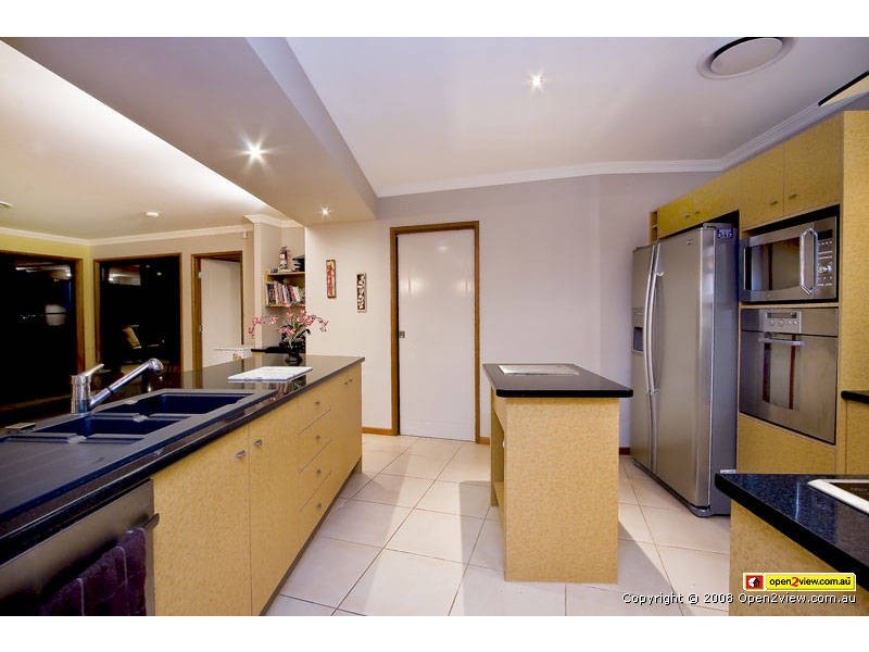 20 Ascot Avenue, Forest Lake QLD 4078