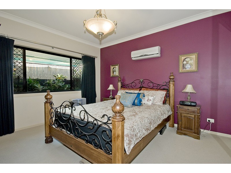 17 Dulwich Place, Forest Lake QLD 4078