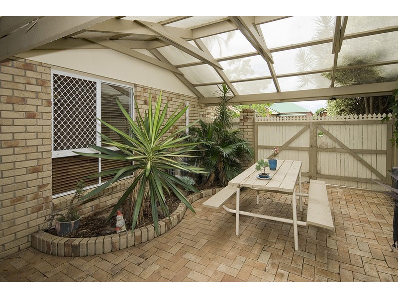 5 Pinaster Street, Forest Lake QLD 4078