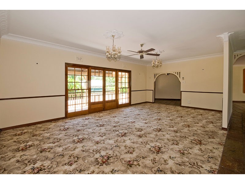 64 Paradise Road, Forestdale QLD 4118