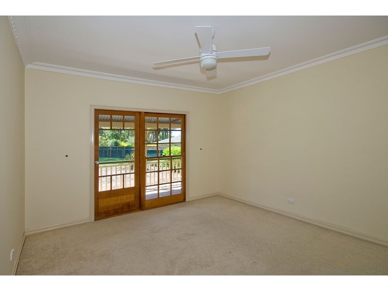 64 Paradise Road, Forestdale QLD 4118