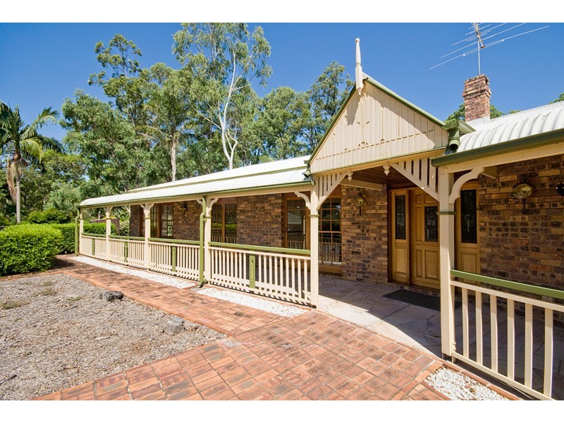 64 Paradise Road, Forestdale QLD 4118